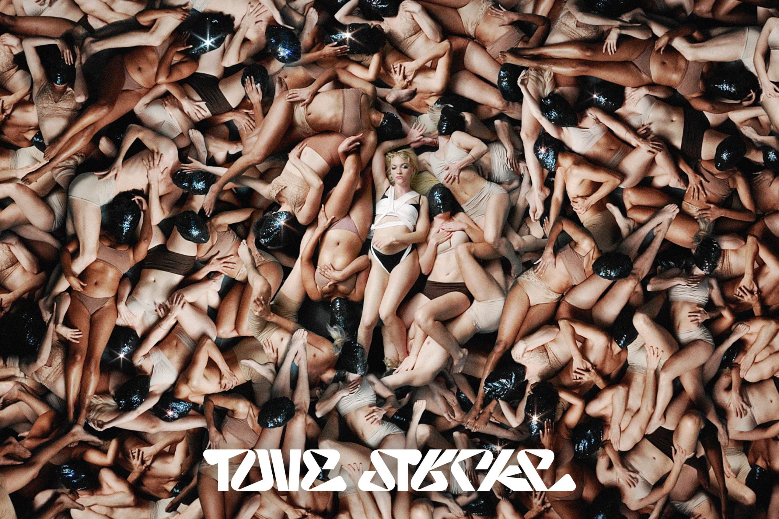 Gregory Page_Tove Styrke / Logo_4